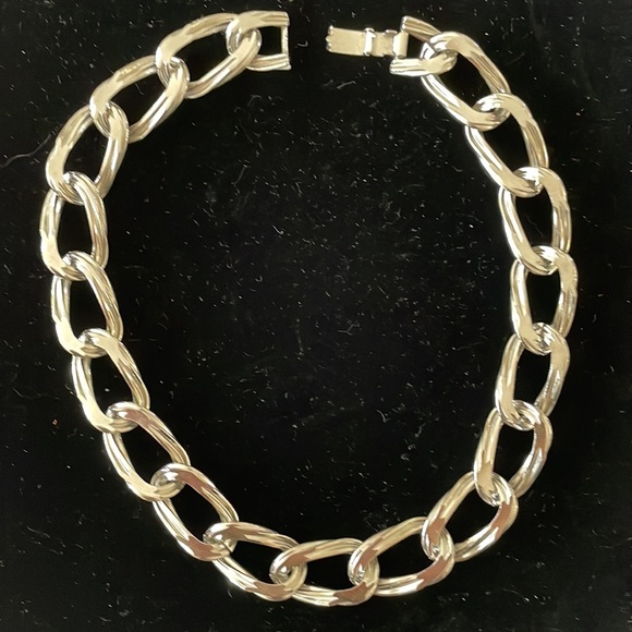 Silver Tone Chunky Rolo Link Like Necklace - Picture 2 of 5